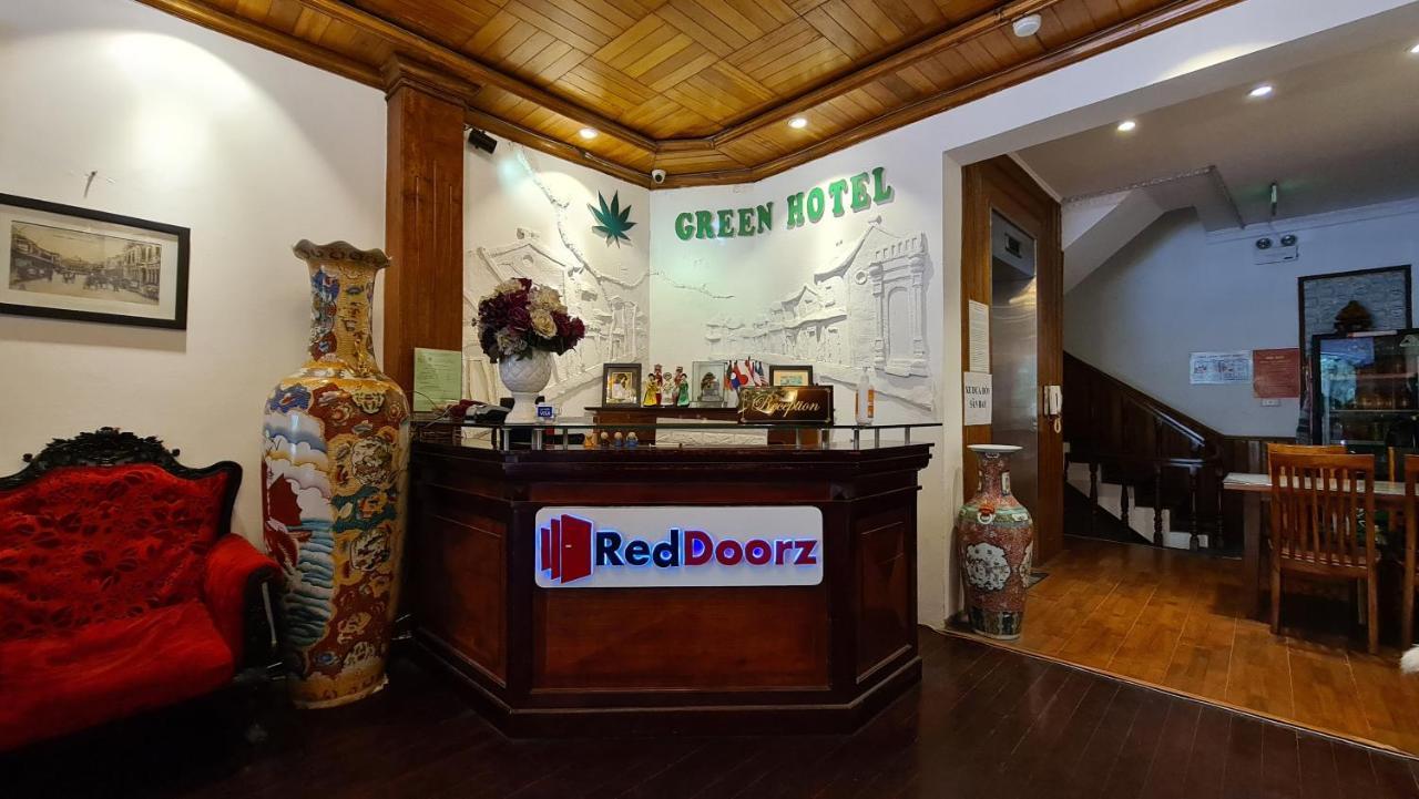 Green Hotel Near Lotte Center Ханой Экстерьер фото